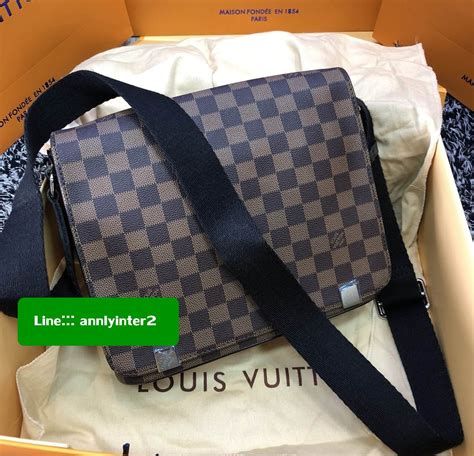 กระเป๋าสะพายข้าง Louis Vuitton damier ราคา 